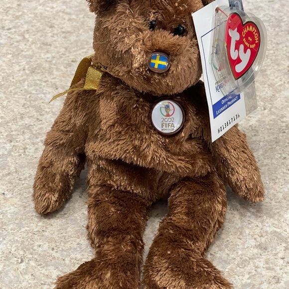 Ty Beanie Baby Champion Bear 2002 FIFA Word Cup Sweden - Picture 1 of 8